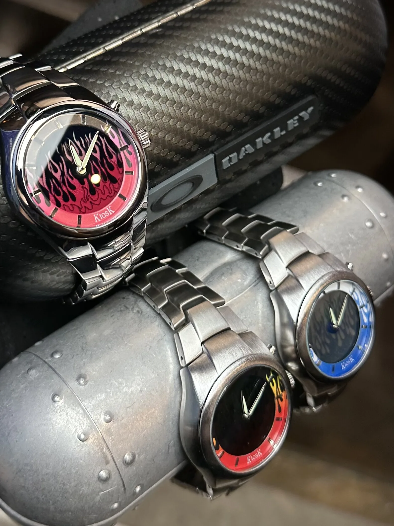 Kiosk Original Wind Flame Watch Style Retro Alien Watch Premium Ins Same Style Niche Design