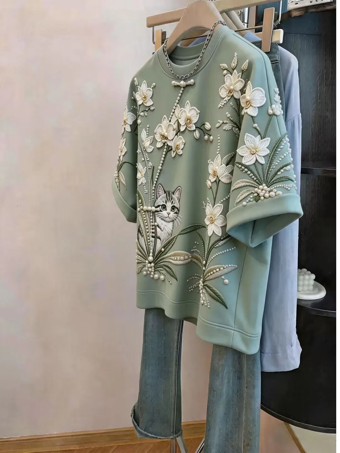 Summer 2026 Women's Loose Fit round Neck T-Shirt Fashionable Heavy Embellished Print Casual Top Korean Style Creative Pattern