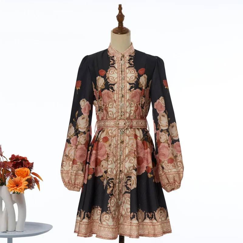 

Платье с воротником-стойкой и одной пуговицей в австралийском стиле, с рукавами-фонариками, поясом на талии, из бархатной ткани, с завышенной талией, длинное