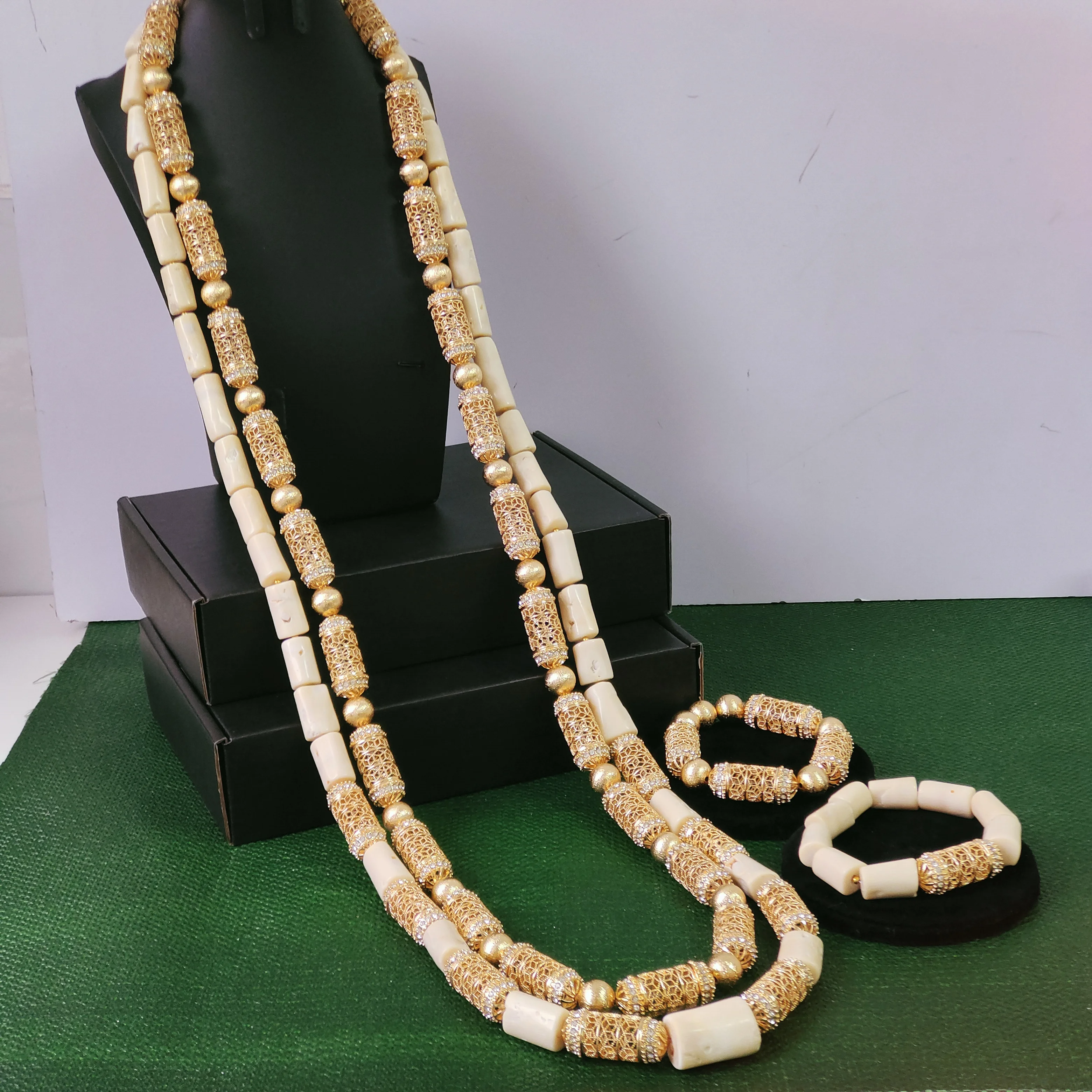 African coral beads jewelry set for Men Nigerian traditional wedding groom jewellery
