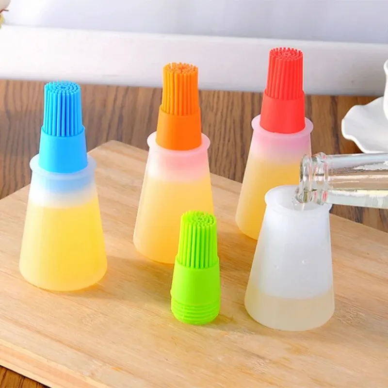 1 Pcs Portable Silicone Oil Bottle with Brush Grill Oil Brushes Liquid Oil Pastry Kitchen Baking BBQ Tool Kitchen Tools for BBQ