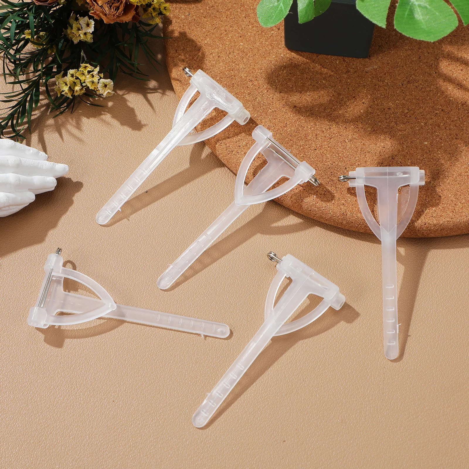 

90pcs Transparent Triangle Brooch Pins Clear Plastic Lapel Pin For Clothing Jewelry Craft Diy Wedding Party Accessories Brooches