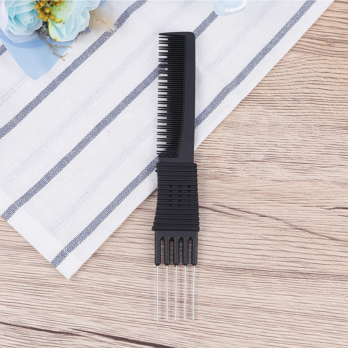 

Anti-Static Haircut Comb Black Carbon Fiber Rat-Tail Design Plastic Hair Tool For Styling Fine Thick Curly Hair