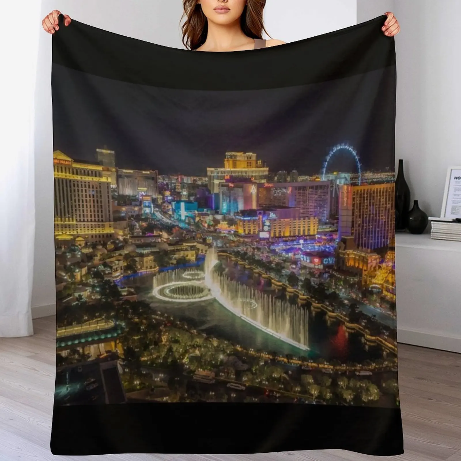 Las Vegas, Nevada - Iconic Skyline - Popular Travel Destination Throw Blanket Thermal Sofas Moving Blankets