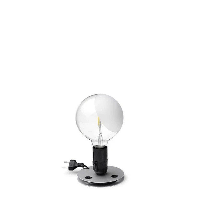 Master creative big light bulb table lamp European retro