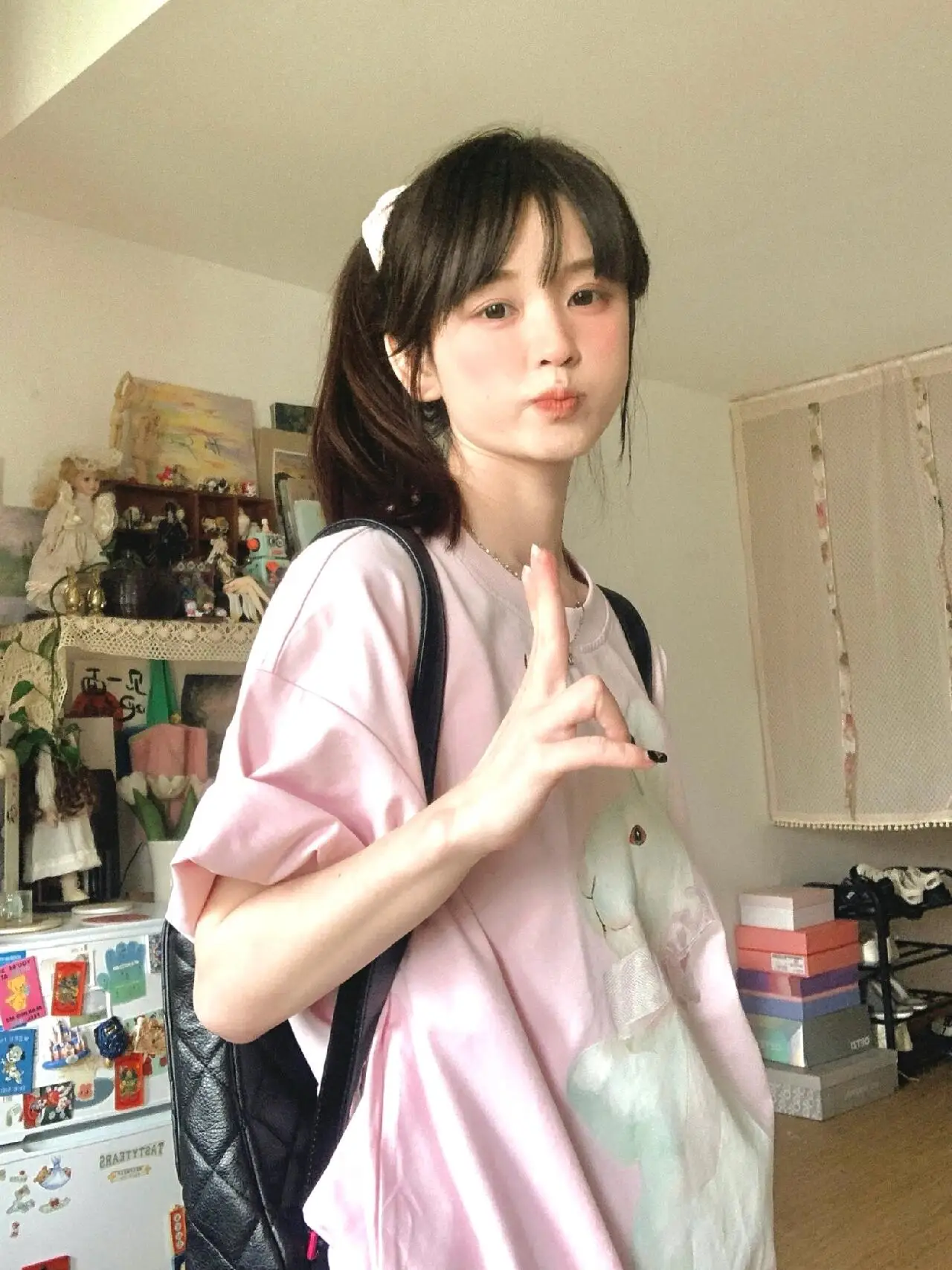 Sweet Cute Large White Rabbit Print Short Sleeve T-Shirt Loose Versatile Light Pink Casual Top for Young Women Summer Wear