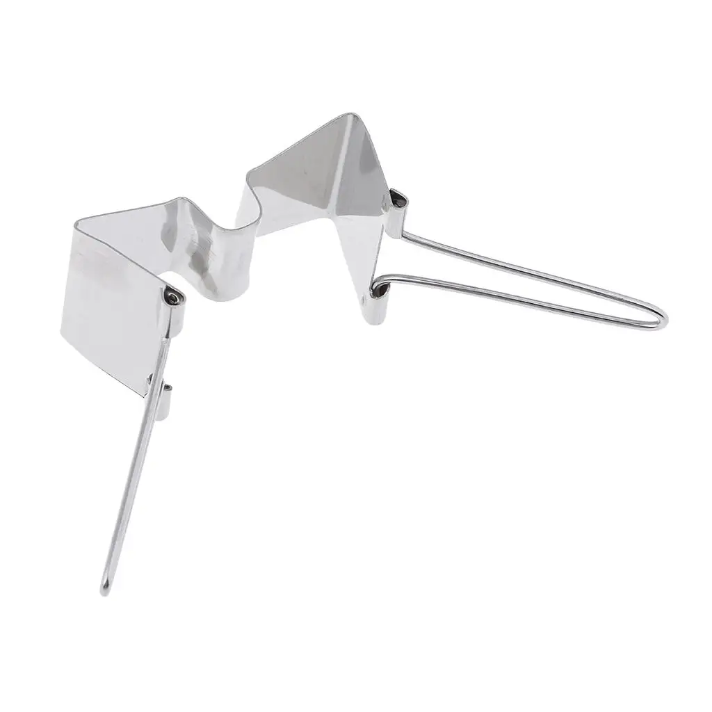 Multi-functional Wet Canvas Clip Carriers Holds Wet Canvases Apart While Transporting Within a Portfolio