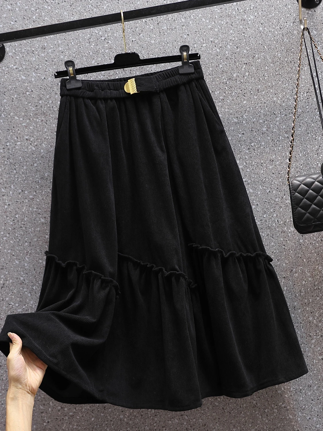 

Authentic Autumn Winter Long Length Asymmetrical Corduroy Skirt Women's Base Layer Skirt Wide Hem Umbrella Skirt Ci Walk