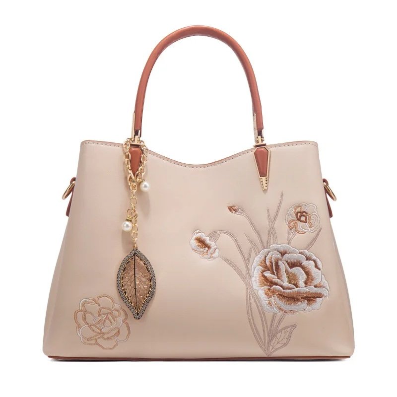 

Elegant Embroidered Chinese Style Large Capacity Handbag Fashionable Luxury Designer Mother's Day Gift Suitable for Weddings Ban