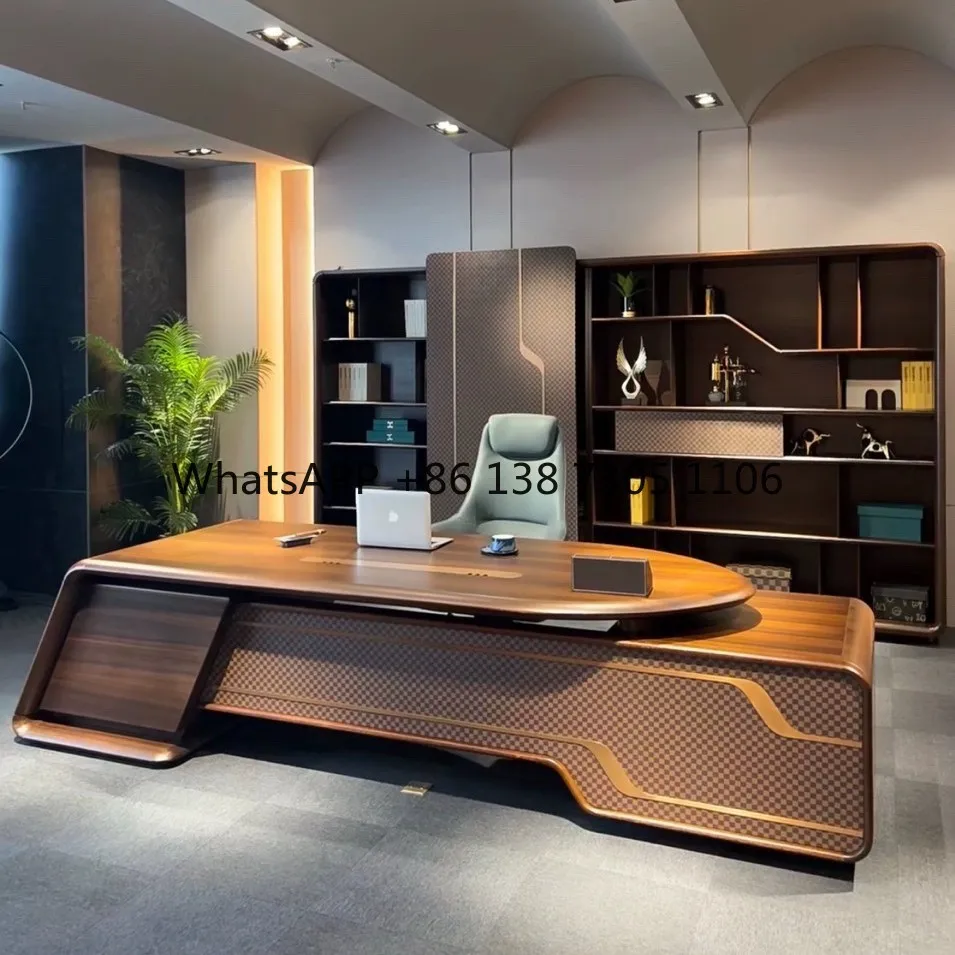 

Офисные столы и стулья из массива дерева. Новый китайский высококачественный письменный стол итальянского класса. Стол европейского класса. Легкая роскошь.