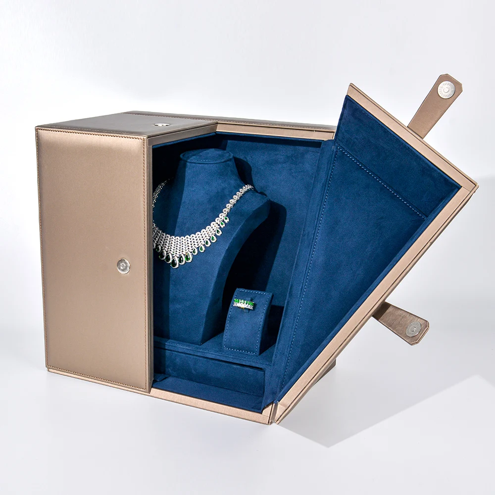 Caja de joyería rectangular moderna de lujo al por mayor, de cuero PU y madera, para collar, anillo, pendientes, pulsera, con logo personalizado
