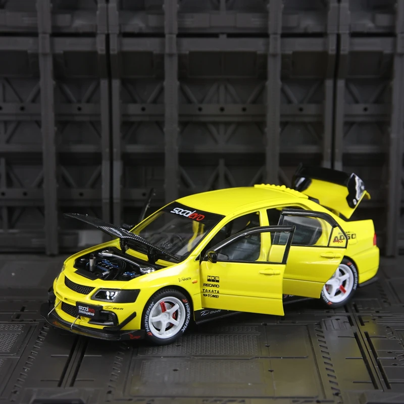1:24 محاكاة ميتسوبيشي EVO 9th الجيل سبيكة نموذج سيارة زخرفة، الأبواب وغطاء المحرك، يمكن فتح صندوق السيارة، سيارة رياضية