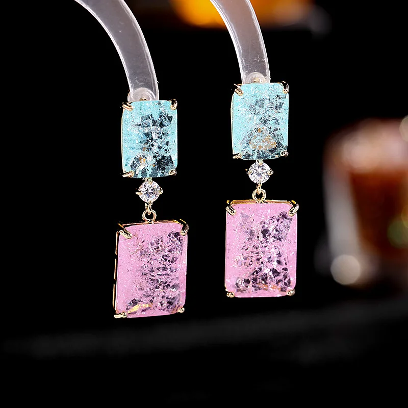 2023 New Summer Fresh and Elegant S925 Silver Needle Inlaid Ice Crack Zircon Simple Geometric Square Earrings for Women