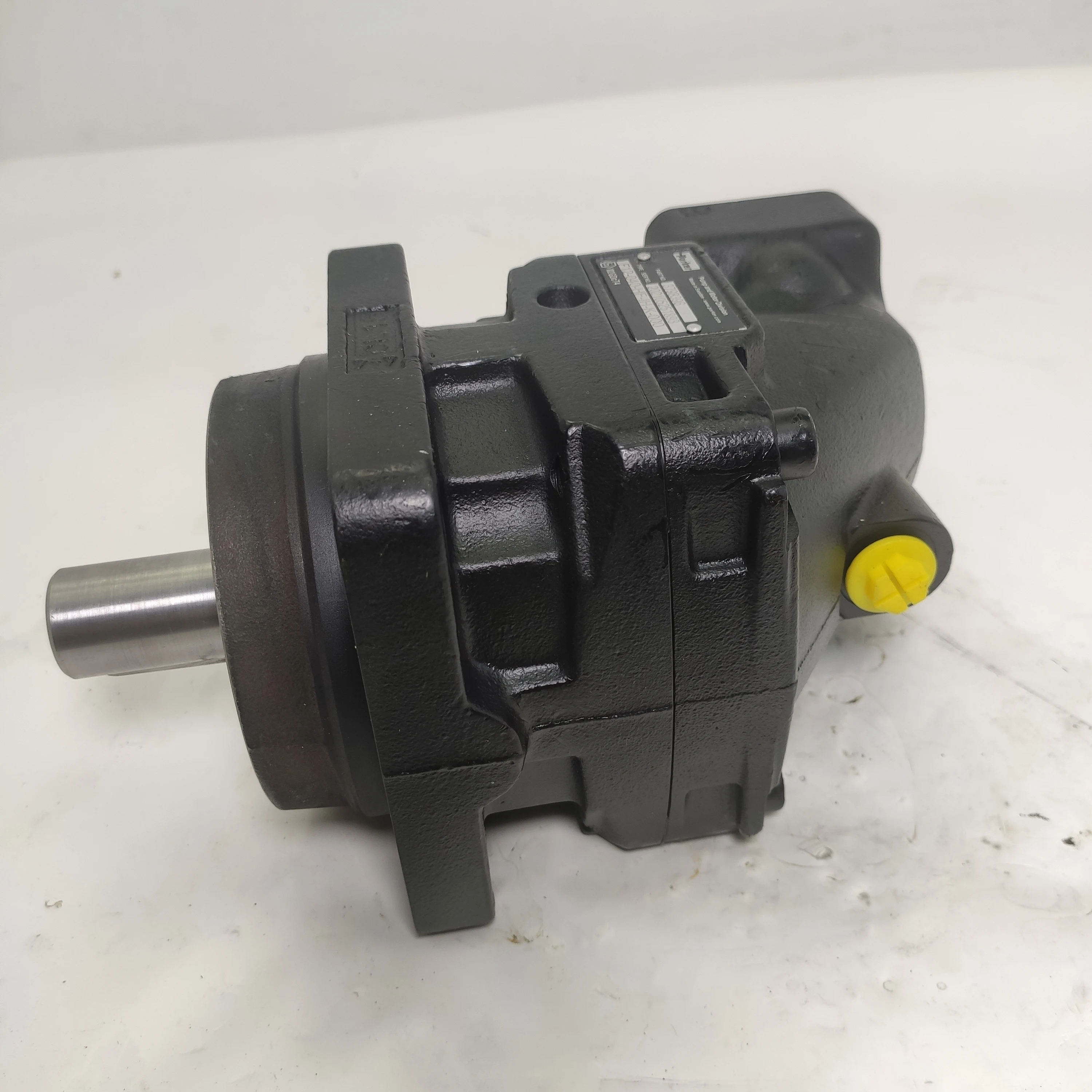 F12-080-MF-CV-C-000-L01-P F12-040-HF-IH-K-000 Parker High Speed Piston Pump F11/F12 F12-080 F12-040 Series Hydraulic Pump