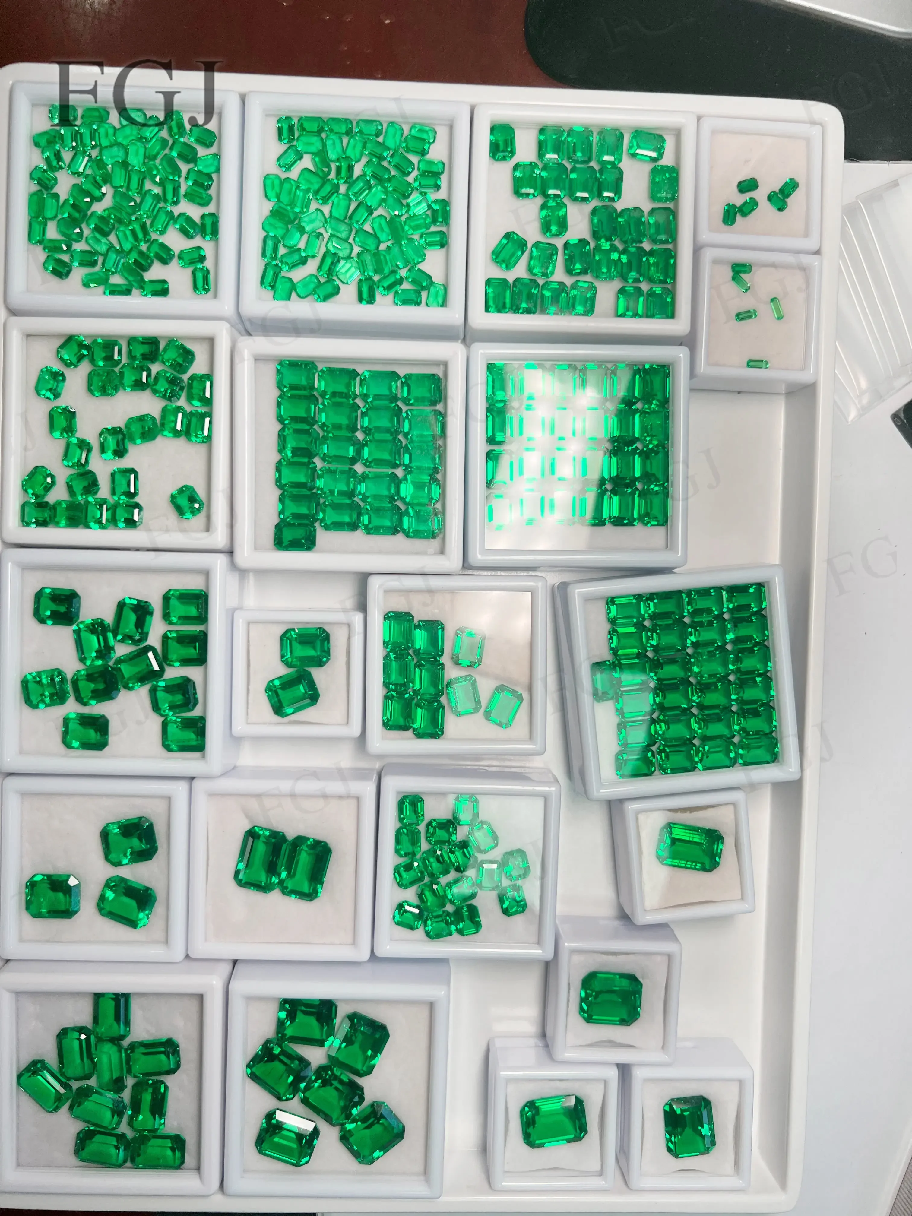 

Lab Grown Columbia Emeralds Gemstones Hydrothermal Emerald Shape Synthetic Diamond Jewelry Materials AGL Certificate Selectable