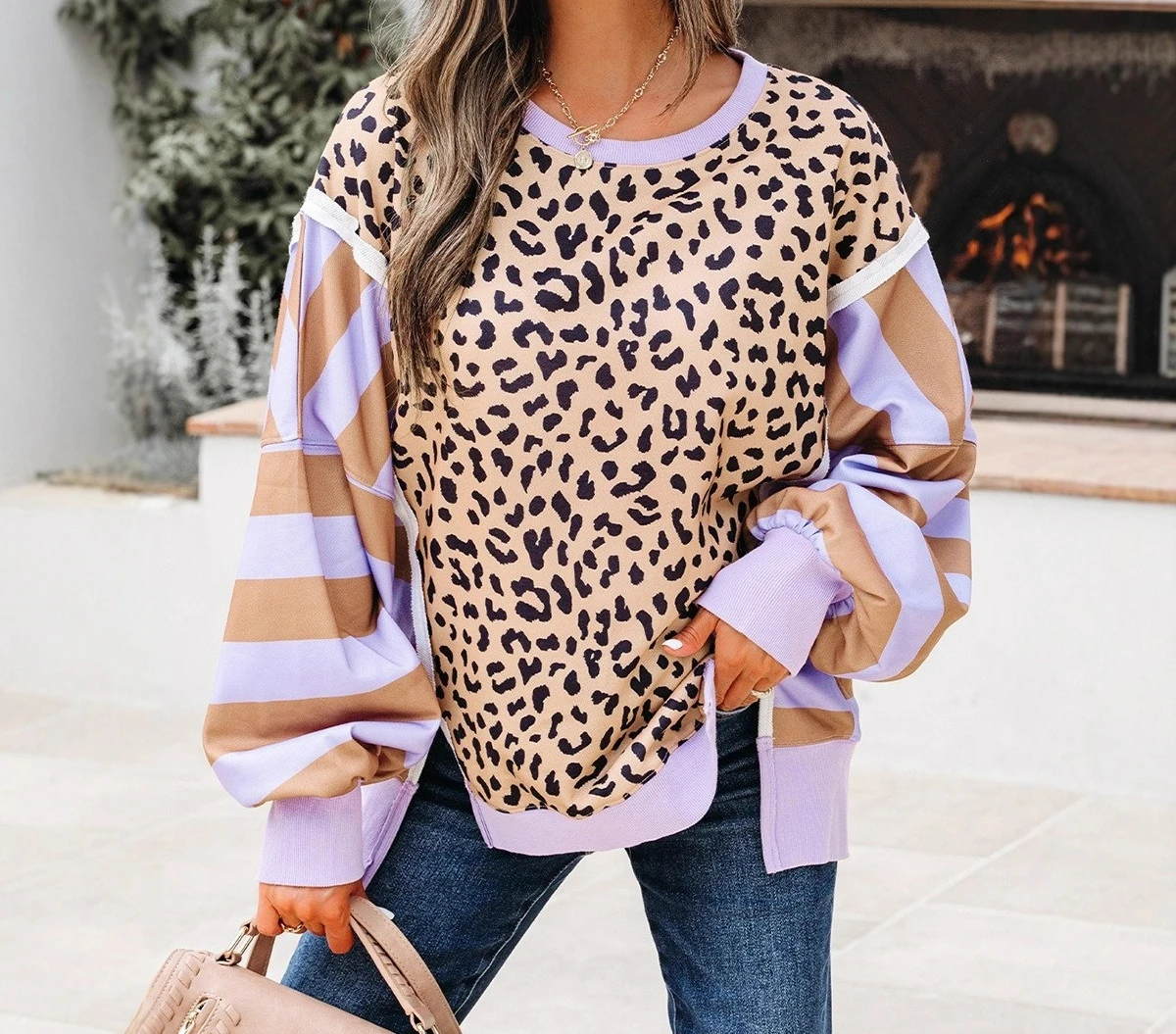 بلوفر جديد لخريف 2025 برقبة دائرية وأكمام طويلة سترة نسائية عصرية بطبعة الفهد