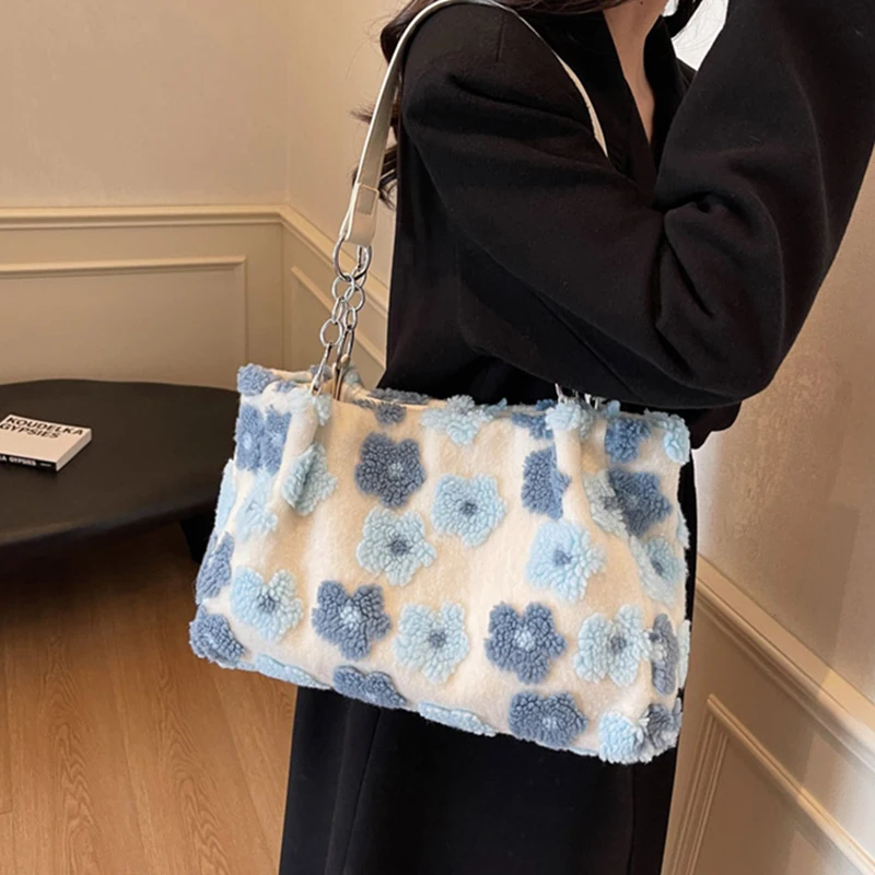 

Women Plush Shoulder Bag Cute Flower Tote Purse Lightweight Handbag for Travel, Party, Dinner