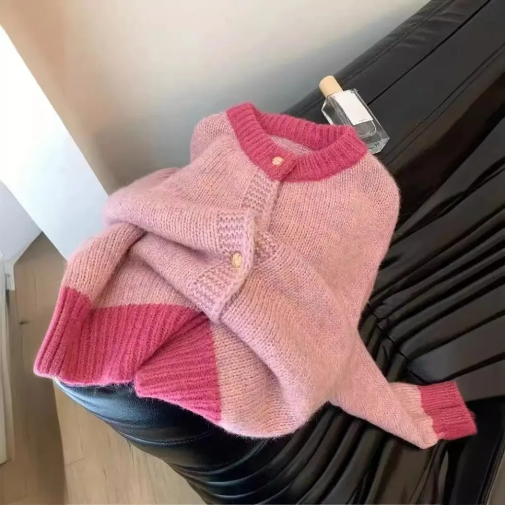 

Korean Style Color Matching round Neck Knitted Cardigan Women's Fashion Small Gold Button Open-Shirt Jacket