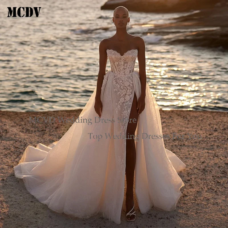 

MCDV 2025 Charming V neck Lace Applique A Line Wedding Dresses Side Slit Sweep Train Custom Made Bridal Gown