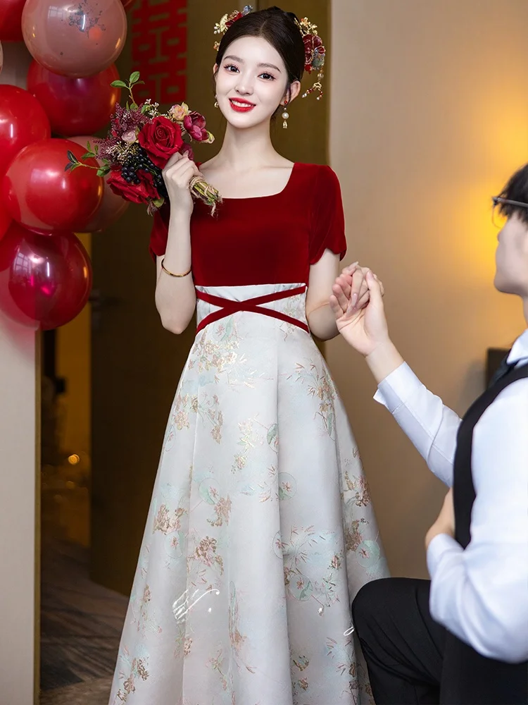 

Red Square Collar Bridal Dr Wedding Dr Evening Gown for Engagement Parties Daily Wear Polyester Fiber Slim Fit mid Length