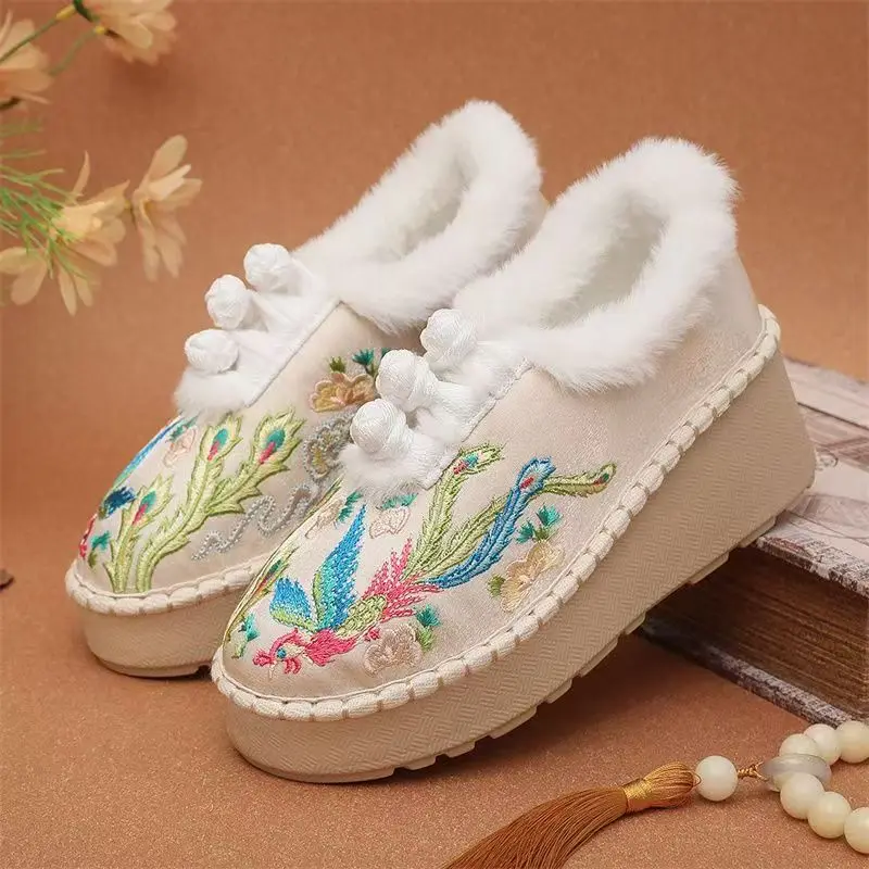 

Women Low Top Wedges Embroidered Cotton Shoes Ethnic Style Winter New Thick Sole Non Slip Round Toe Slip On Plush Hanfu Shoes