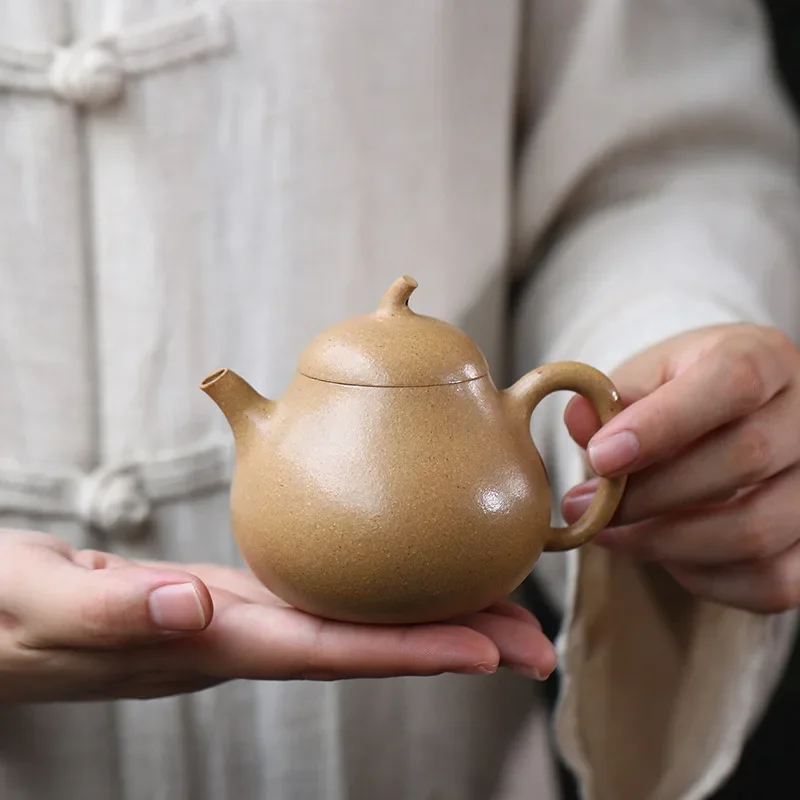 Wholesale delivery, Yixing authentic purple clay pot raw ore section mud handmade teapot tea set gift eggplant pot190ml