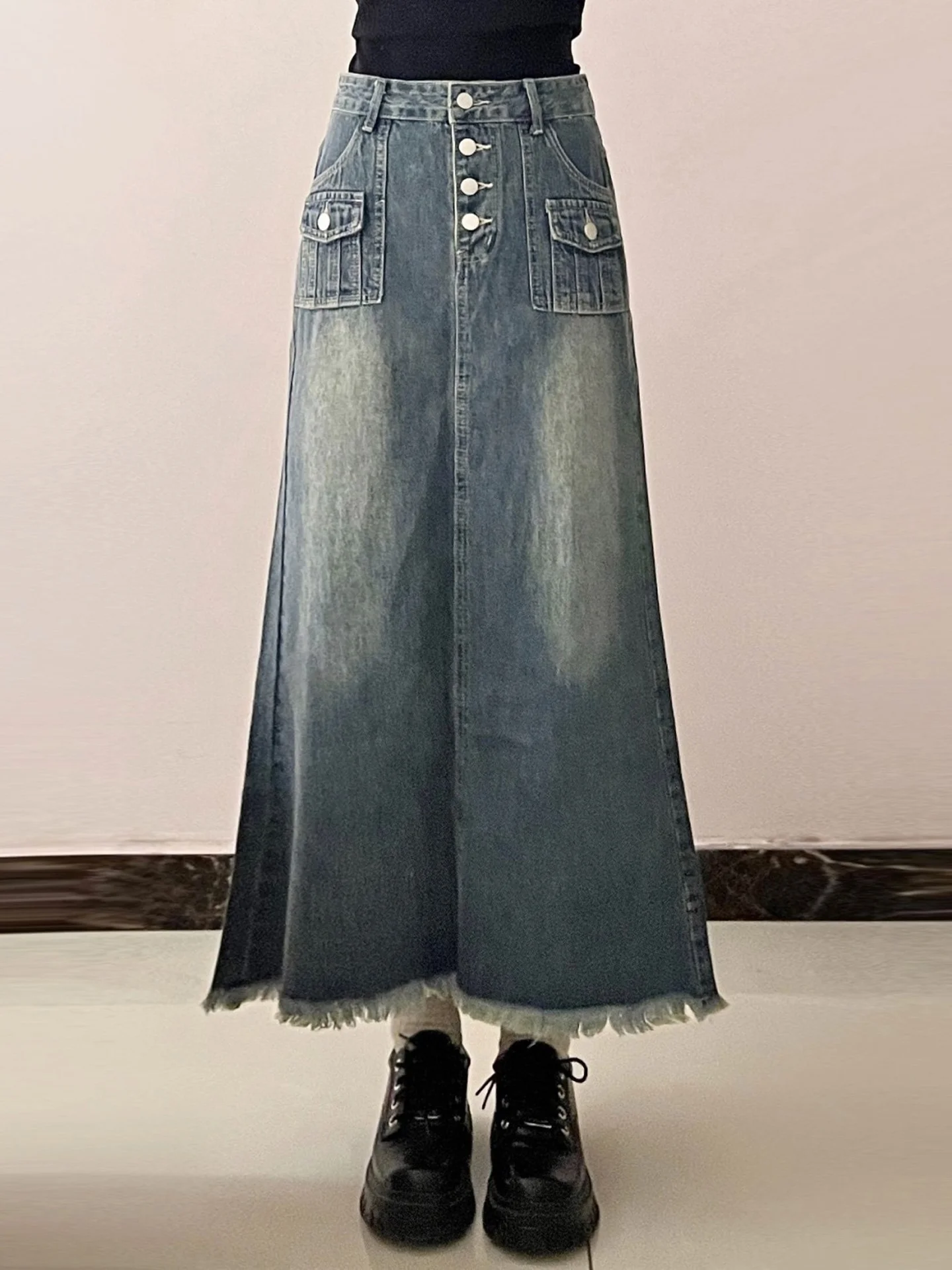 Fashionable Retro High Waist A-Line  Skirt Women's Denim Skirts Spring Autumn New Small Design Frayed Hem Slim Long Skirts