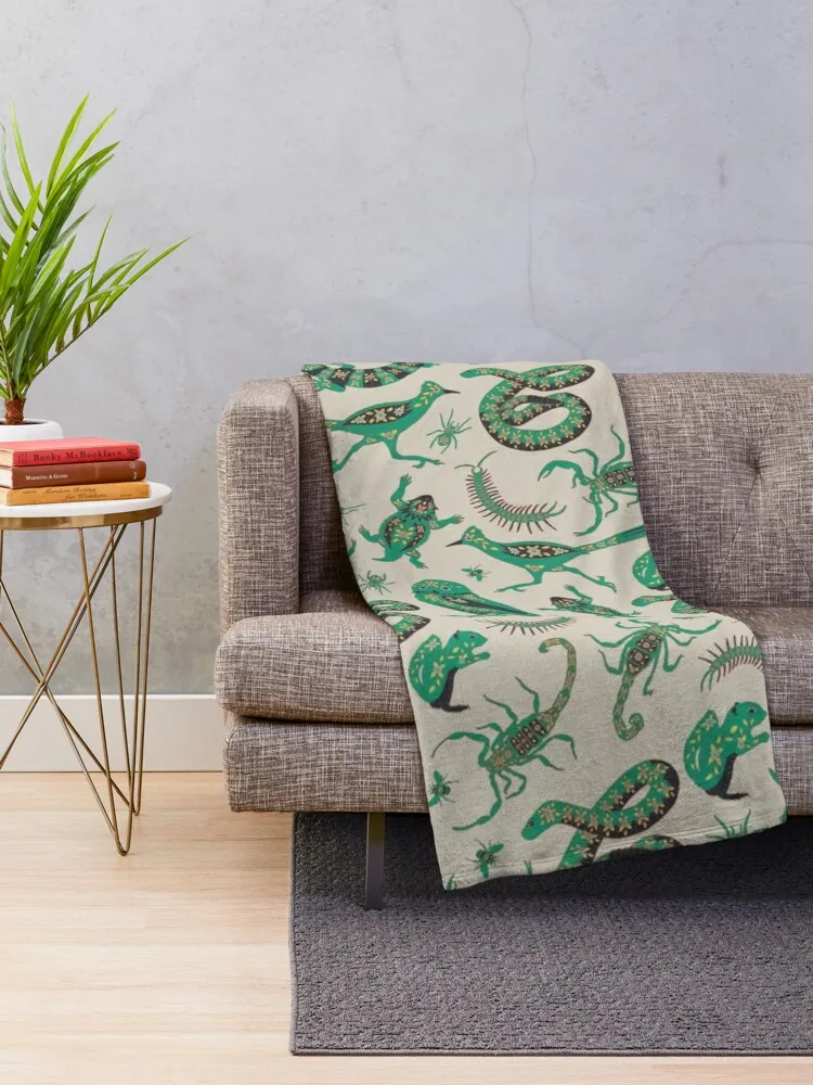 Scorpions, Rattlesnakes, Roadrunners - Southwest Desert Animals in Green Throw Blanket Loose Sofas Personalized Gift Blankets