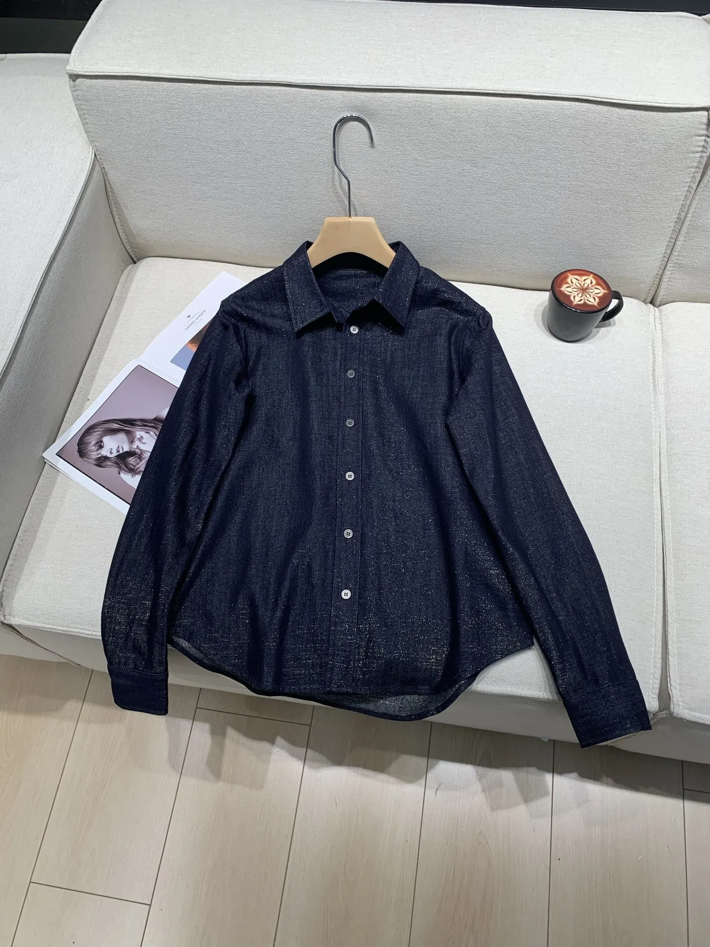 

Women Shiny Denim Shirt 100% Cotton Turn-down Collar Long Sleeve Single Breasted Loose Fashion Blouse Top