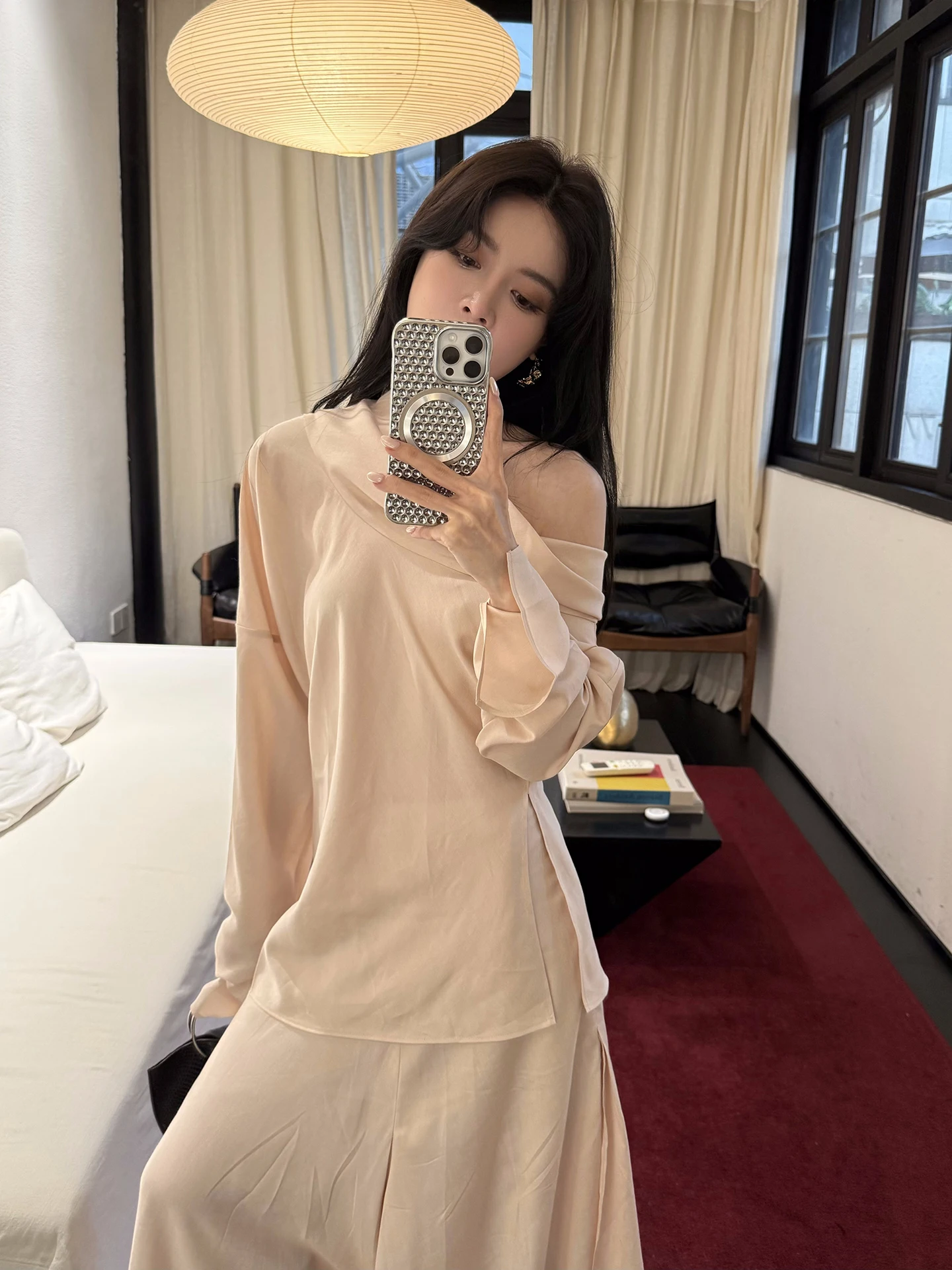 

Романтичный комплект Smol: асимметричная юбка-солнце с широким подолом и свободный топ, осенний модный образ для женщин, две части