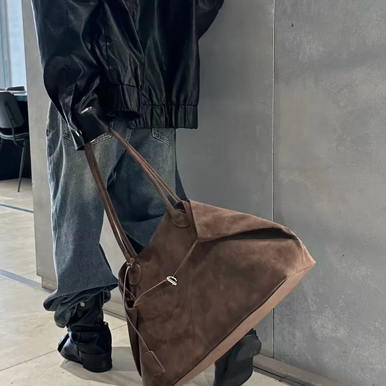 

Осень-зима, большая матовая большая сумка Capaci, женская универсальная сумка под мышками, сумка на одно плечо, повседневная простая замшевая сумка