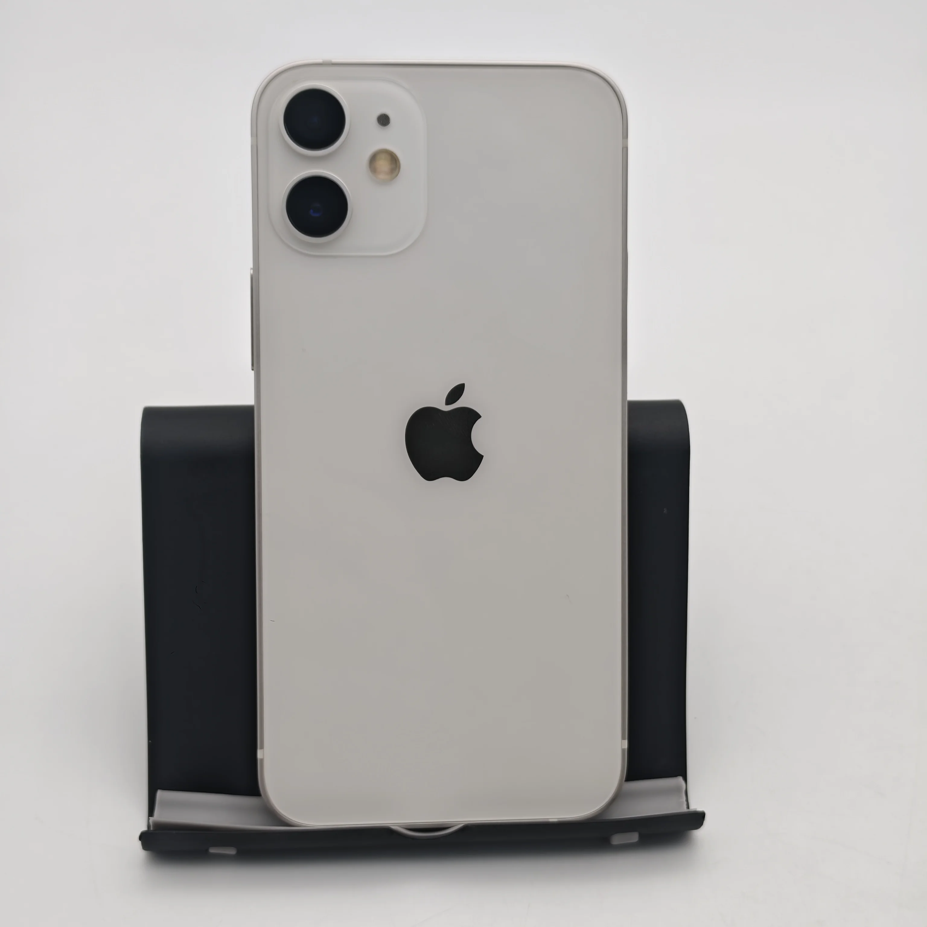 Apple iPhone 12 Mini الأصلي غير مقفول (64/128/256GB ROM، 4GB RAM) - A14 Bionic، شاشة 5.4 بوصة، مزدوجة 12MP 5G مستعملة