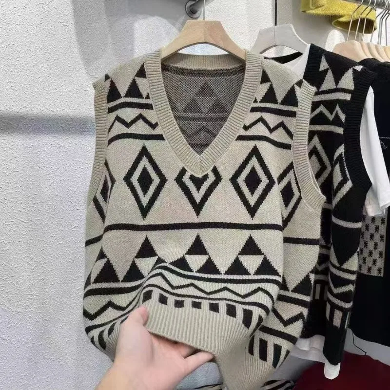 

Новинка 2025 года, осенне-зимний свободный вязаный жилет в стиле ретро, женский универсальный пуловер, топ