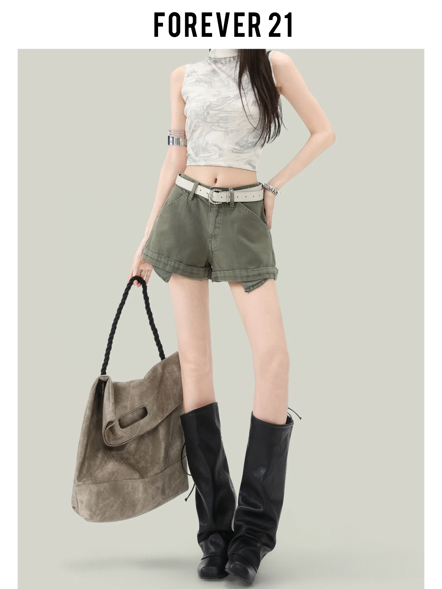 Shorts Jeans Feminino Forever 21 Estilo Americano Cintura Alta Perna Reta Novo Design Modelo A-Line Transpassado Hot Pants Verde Militar