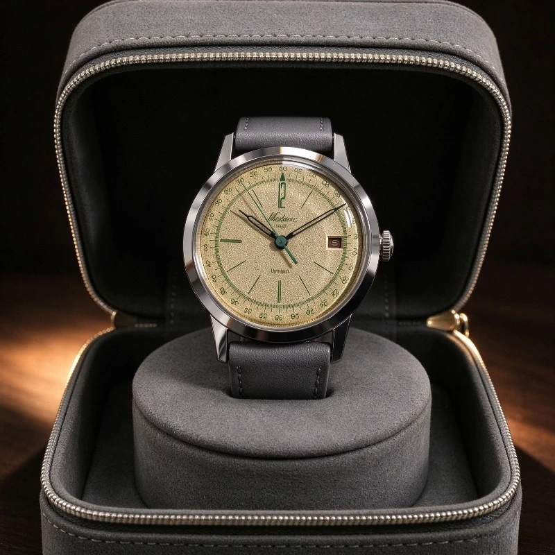 Desert and Forest Thin Manual Red Calendar Limited Men's Waterproof Retro Mechanical Watch
