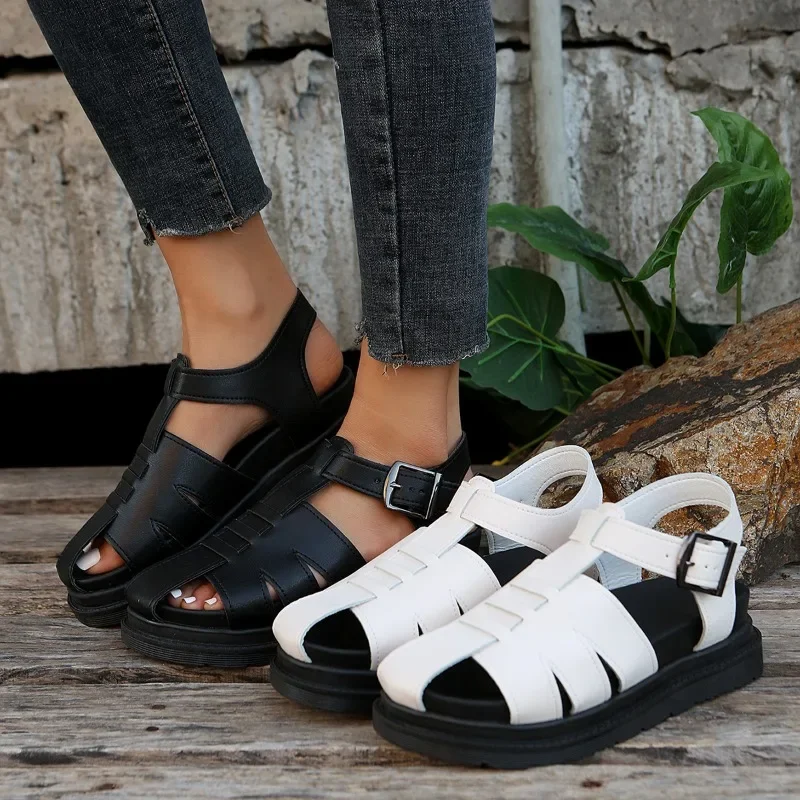 

Large Roman Women's Shoes 2024 Summer New Casual Weaving Hollow Headband Thick Bottom One Button Beach Sandals