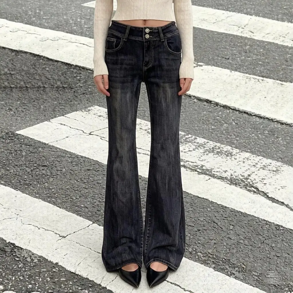 

IAMSURE-Streetwear Low Waist Pockets Slimming Flared Jeans Women's Casual Long Denim Bottoms 2026 Fashion Buttons-Fly Trousers
