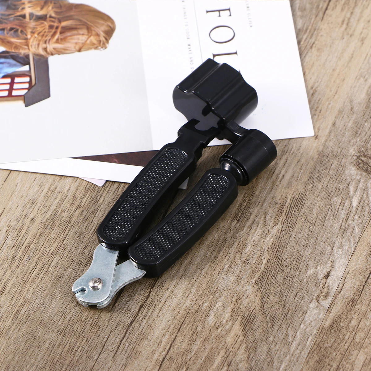 

Guitar Repair Tools Multifunctional Tuning Maintenance Kit String Winder Pin Puller High Strength Steel for Guitars