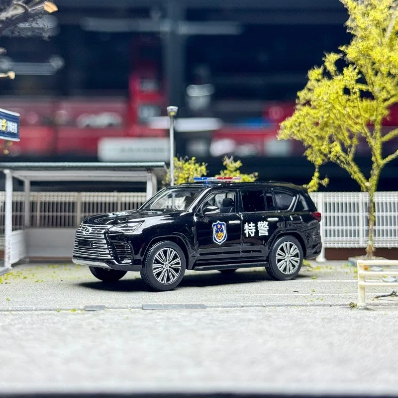 MASDI 1:64 렉서스 LX600 SUV 시뮬레이션 합금 자동차 모델, 소년 축제 선물 장난감, 성인 수집용 장식품.