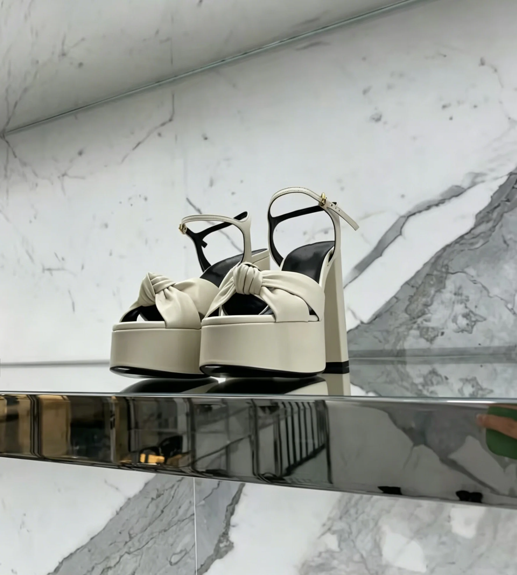 Ankle Strap Peep Toe Platform Summer Women Sandals Chunky Super High Heel Buckle Strap Design Large Size Sexy Style Shoes