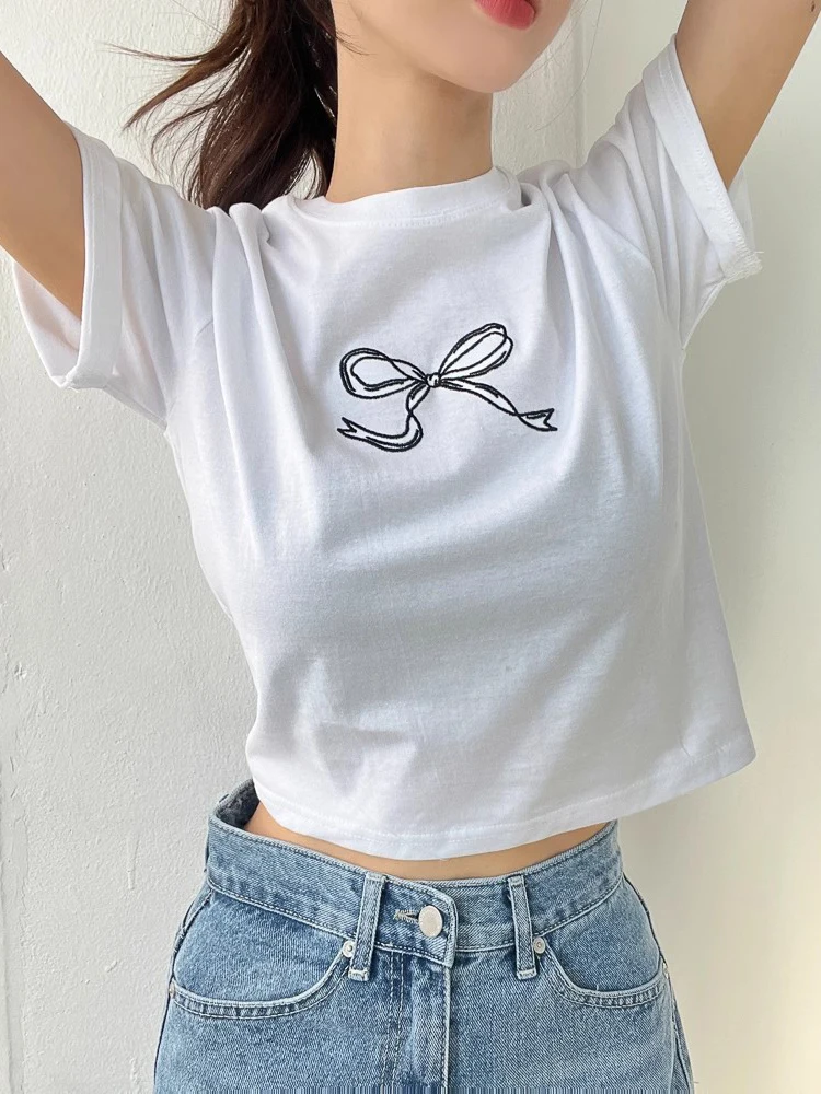 Cseta Retro Chic de manga corta con cuello redondo para mujer, Top informal hoado con diseño de nudo de mariposa bordado...