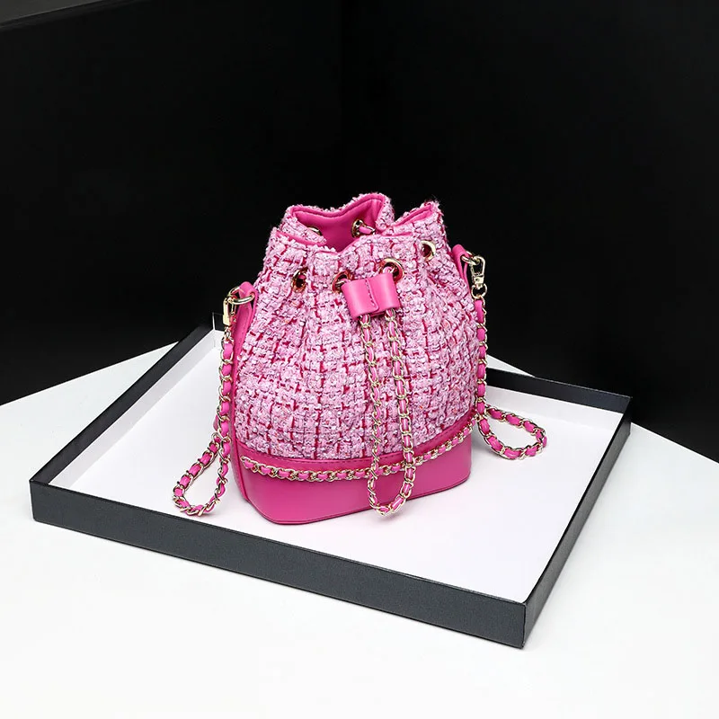 Fashionable Pink Tweed Bucket Bag for Women Contrast Plaid Cute Small Crpssbody Bags Female Daily Commute Messenger Chain Pack