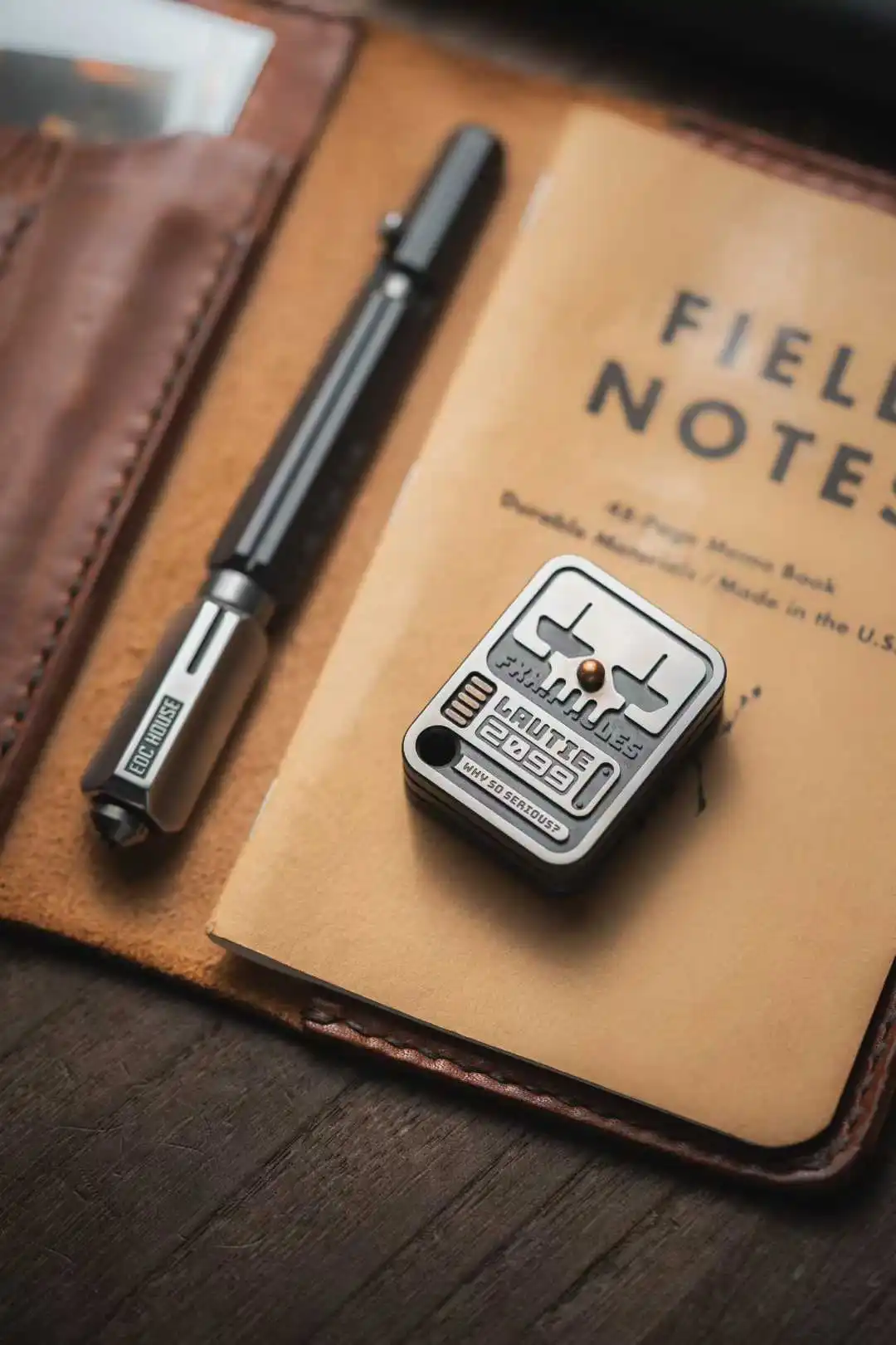 

1 шт. LAUTIE3.0 Poker Push: трехслойный гироскоп-игрушка для пальцев, антистресс, черная технология, EDC