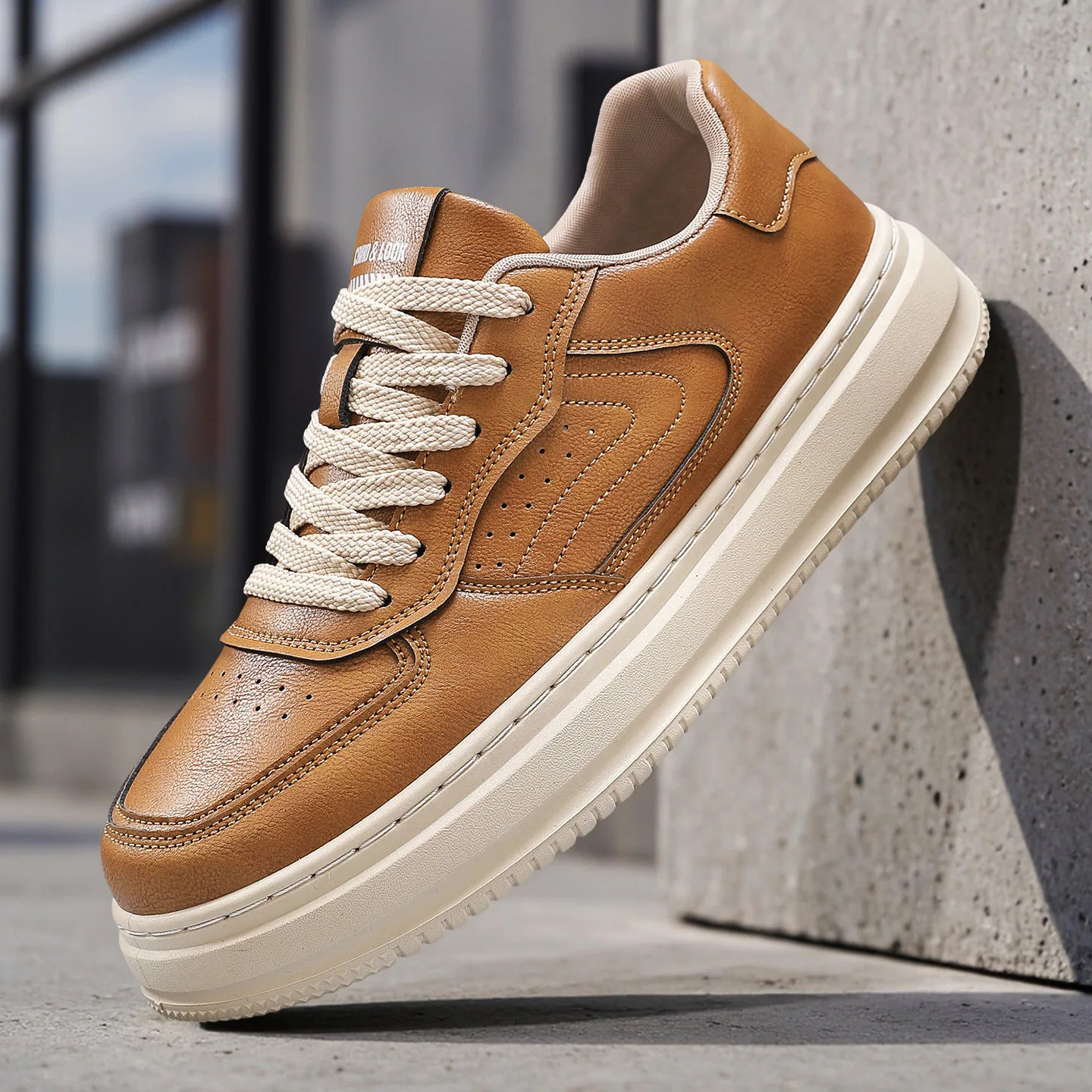 

2025 New Men's Lace-Up Leather Casual Shoes | Thick-Soled Lightweight Retro Fashion Sneakers | Versatile Athletic Board Shoes