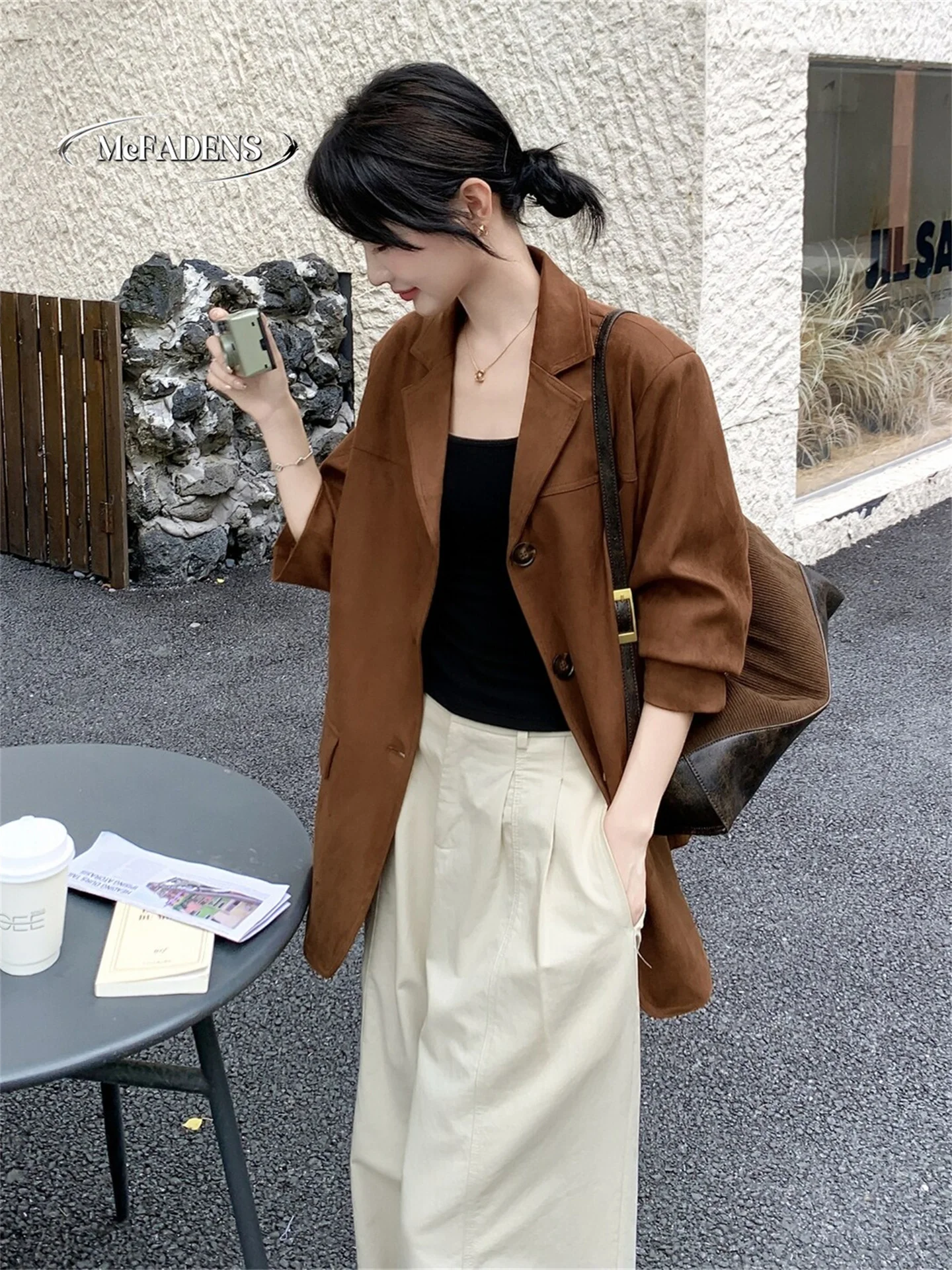 

Hong Kong MCFADENS Women's Brown Suede Suit Jacket Casual Fashionable Outerwear Classic Straight Cut Long Sleeve Button Detail