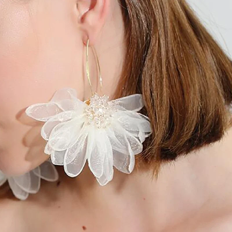 1 Pair of Fairy Cloth Large Petal Flower Earrings Sen System Earrings Female Korean Temperament Fresh Earrings