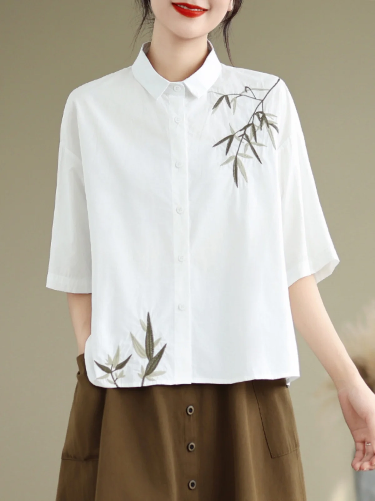 

Модная женская рубашка в китайском стиле с вышивкой, свободного кроя, с коротким рукавом, универсальная повседневная блузка из чистого хлопка