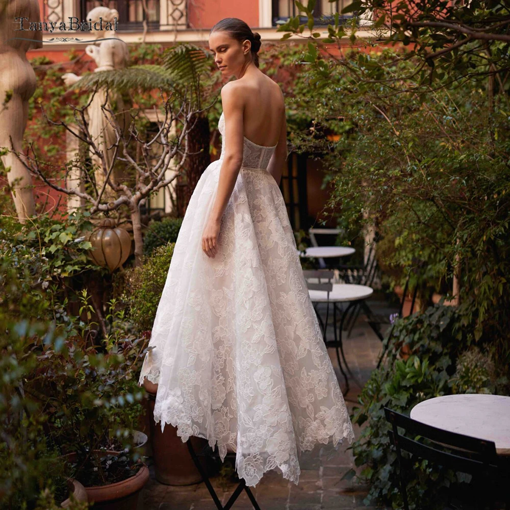 

Уникальные кружевные свадебные платья чайной длины, модные свадебные платья трапециевидной формы в форме сердца DW1072