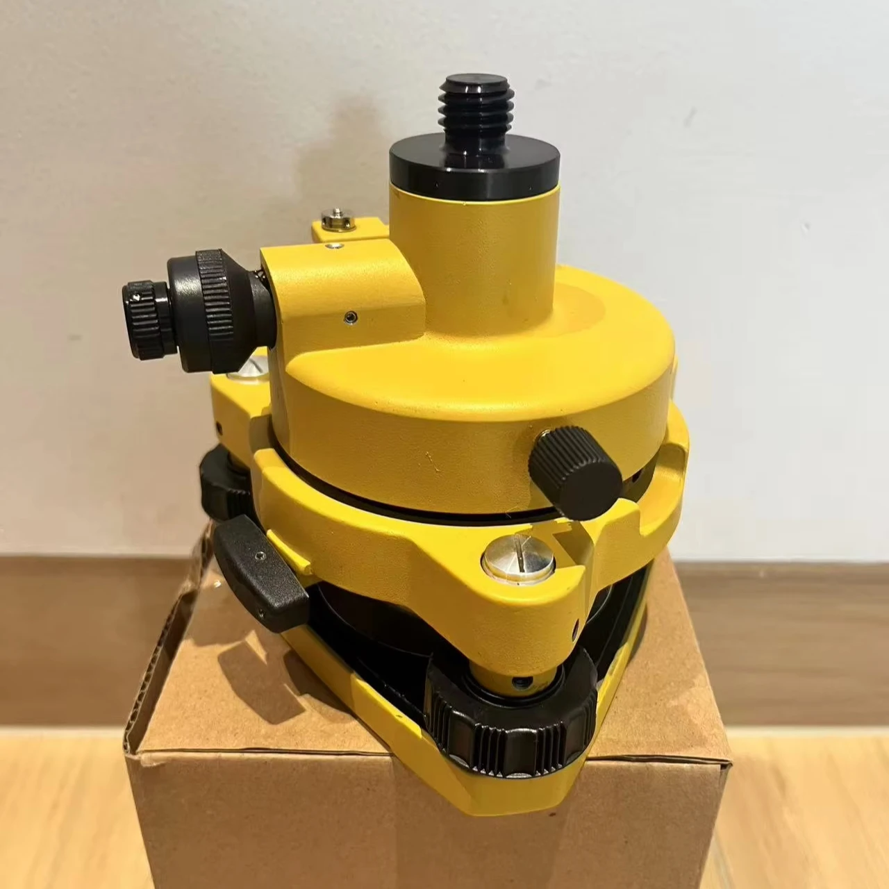 Precision Tribrach Surveying GPS/GNSS Total Station Aluminum 8' Accuracy 5/8 Connector GPS Instrument Parts Accessories