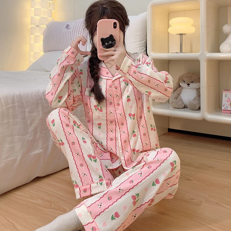 

Harajuku Style Sweet Girl Cute Women's Pajamas Set Tulips Striped Print Y2K Nightwear Women Pajama Button Design New Sleepwear
